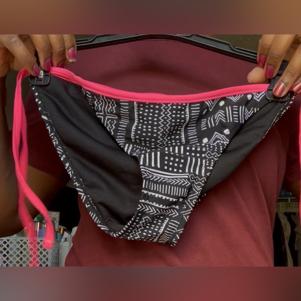 Forever 21 Black and Pink Patterned Bikini Bottom